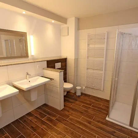 Ferienwohnung Direkt Am Strand Her Apartamento Neuhof (Heringsdorf)